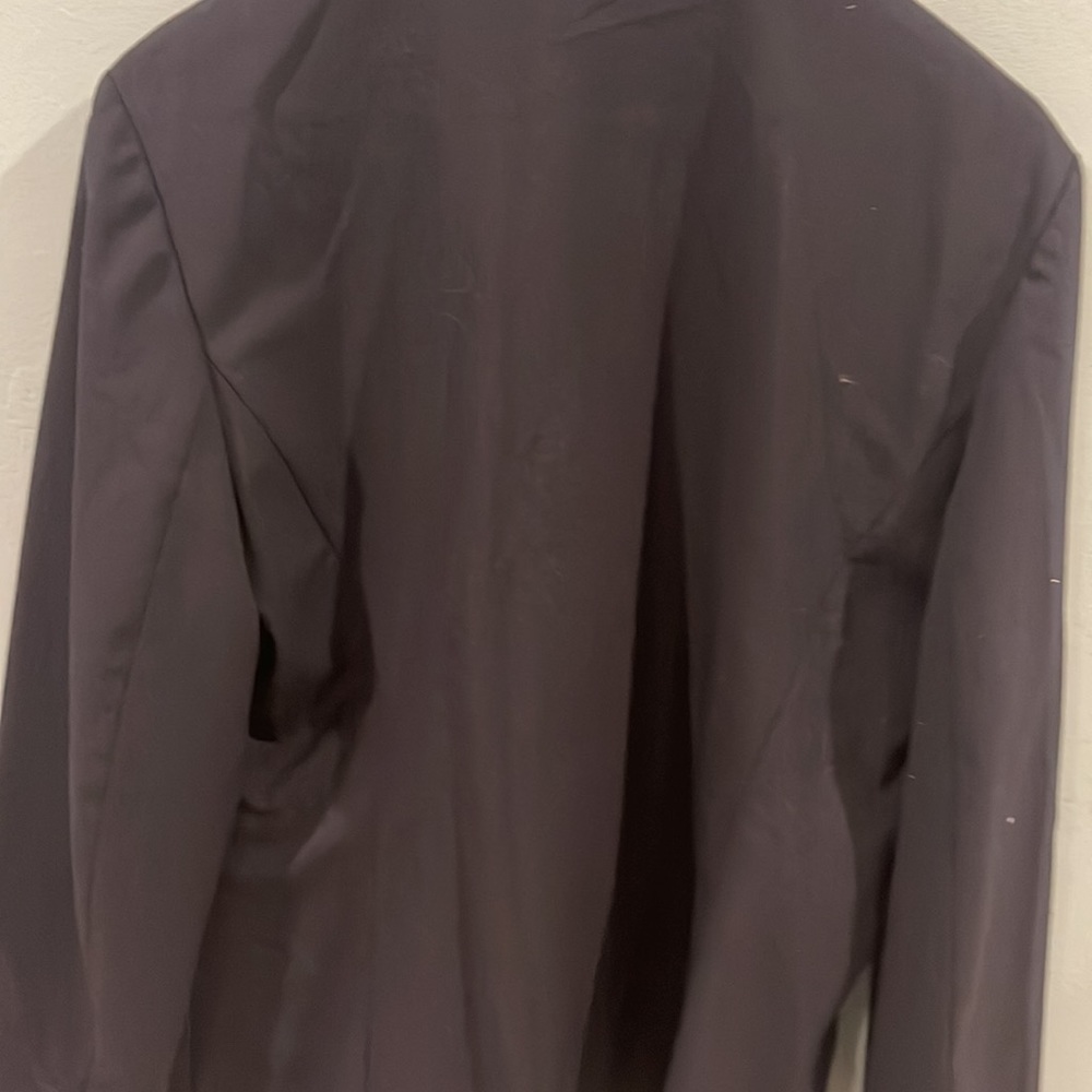 Black jacket - Picture 4 of 5